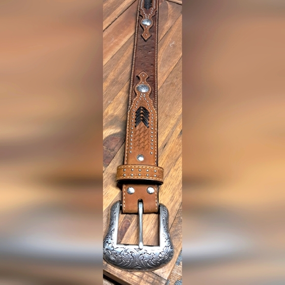 48" Nocona Western Leather Belt - Picture 1 of 9
